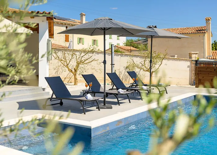 Oro By Istrialux Villa *